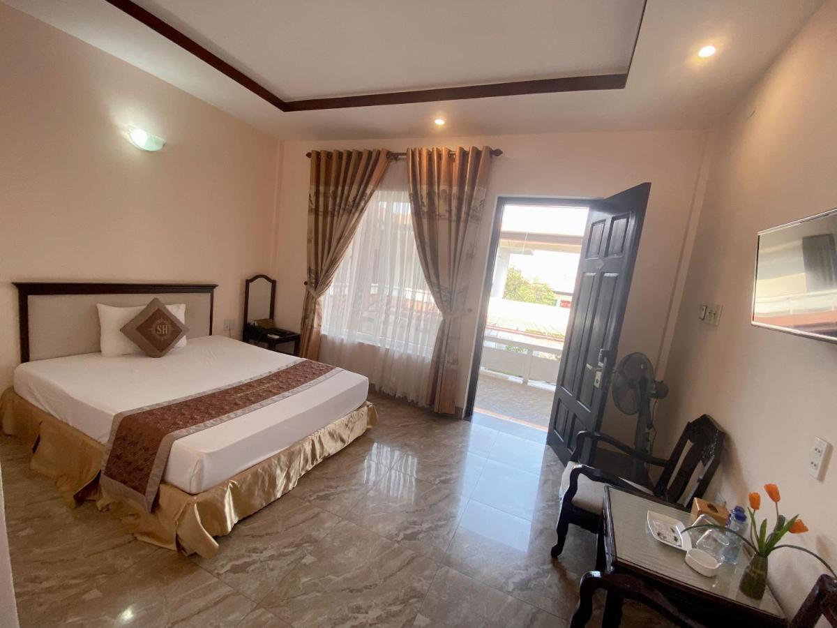 Song Huong Hue Hotel Exterior photo