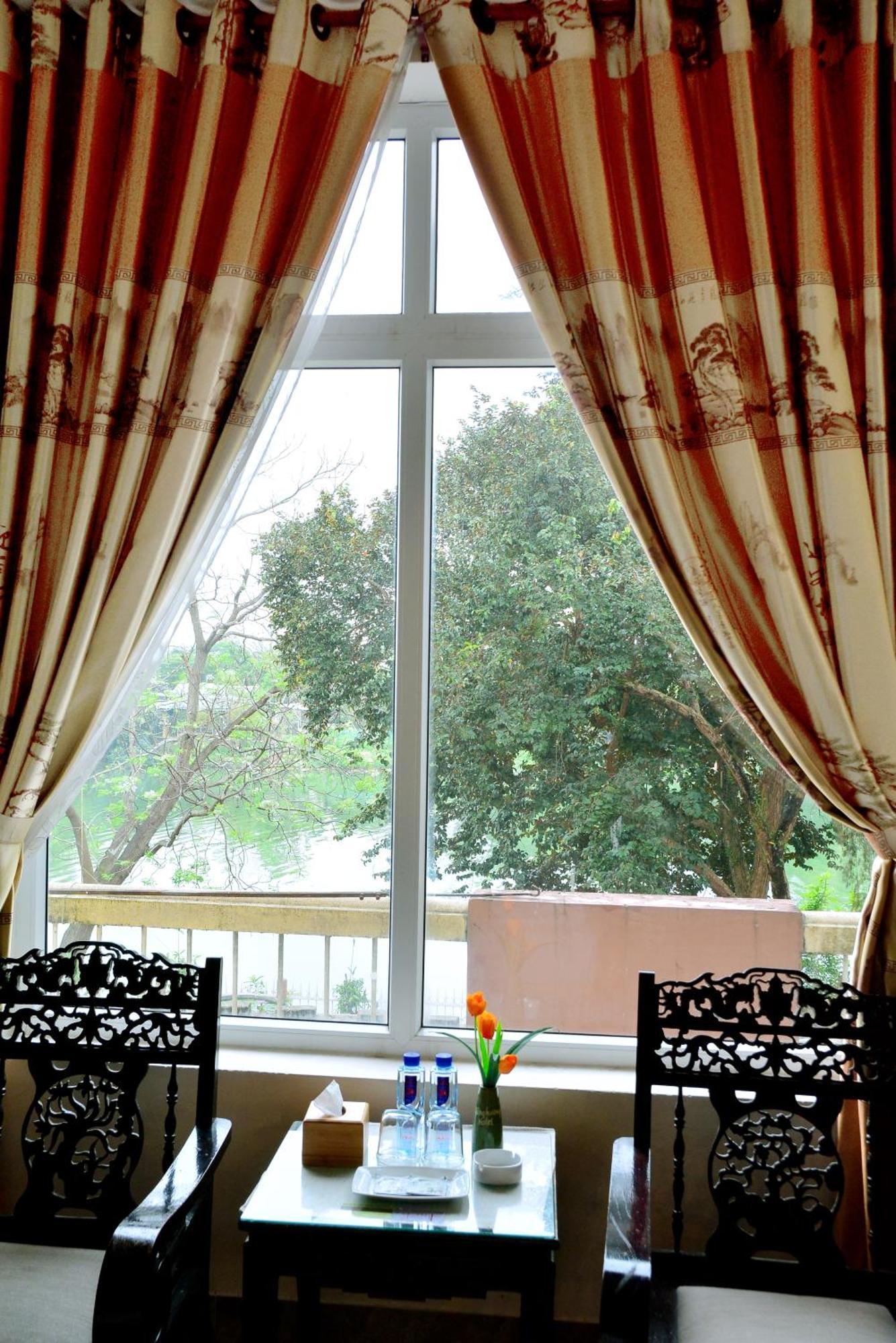 Song Huong Hue Hotel Exterior photo