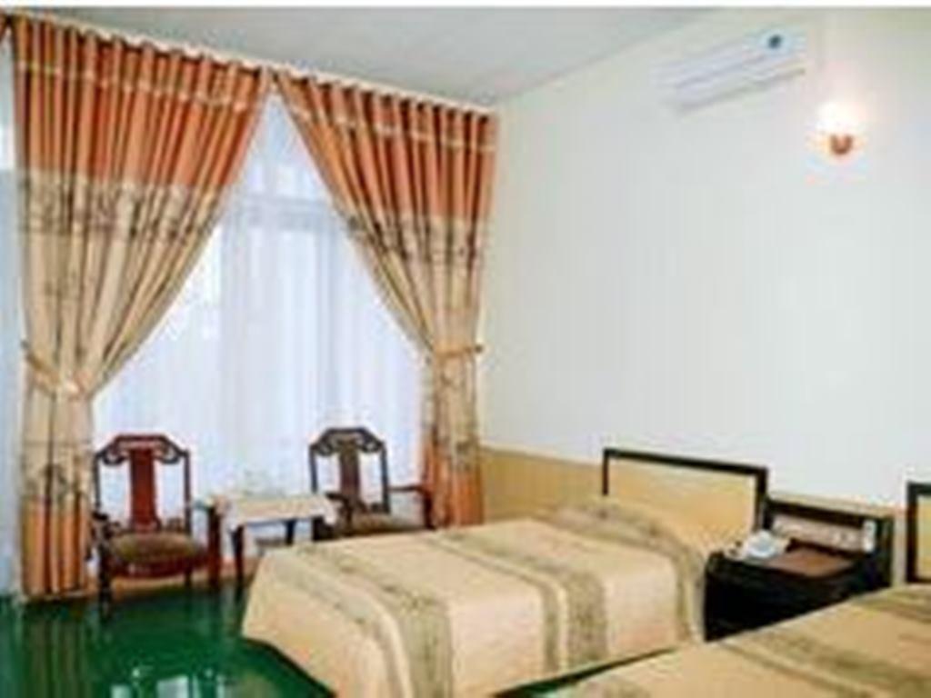 Song Huong Hue Hotel Exterior photo