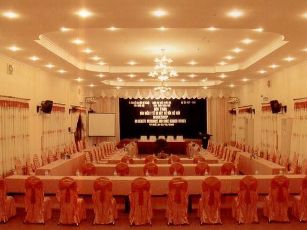 Song Huong Hue Hotel Exterior photo